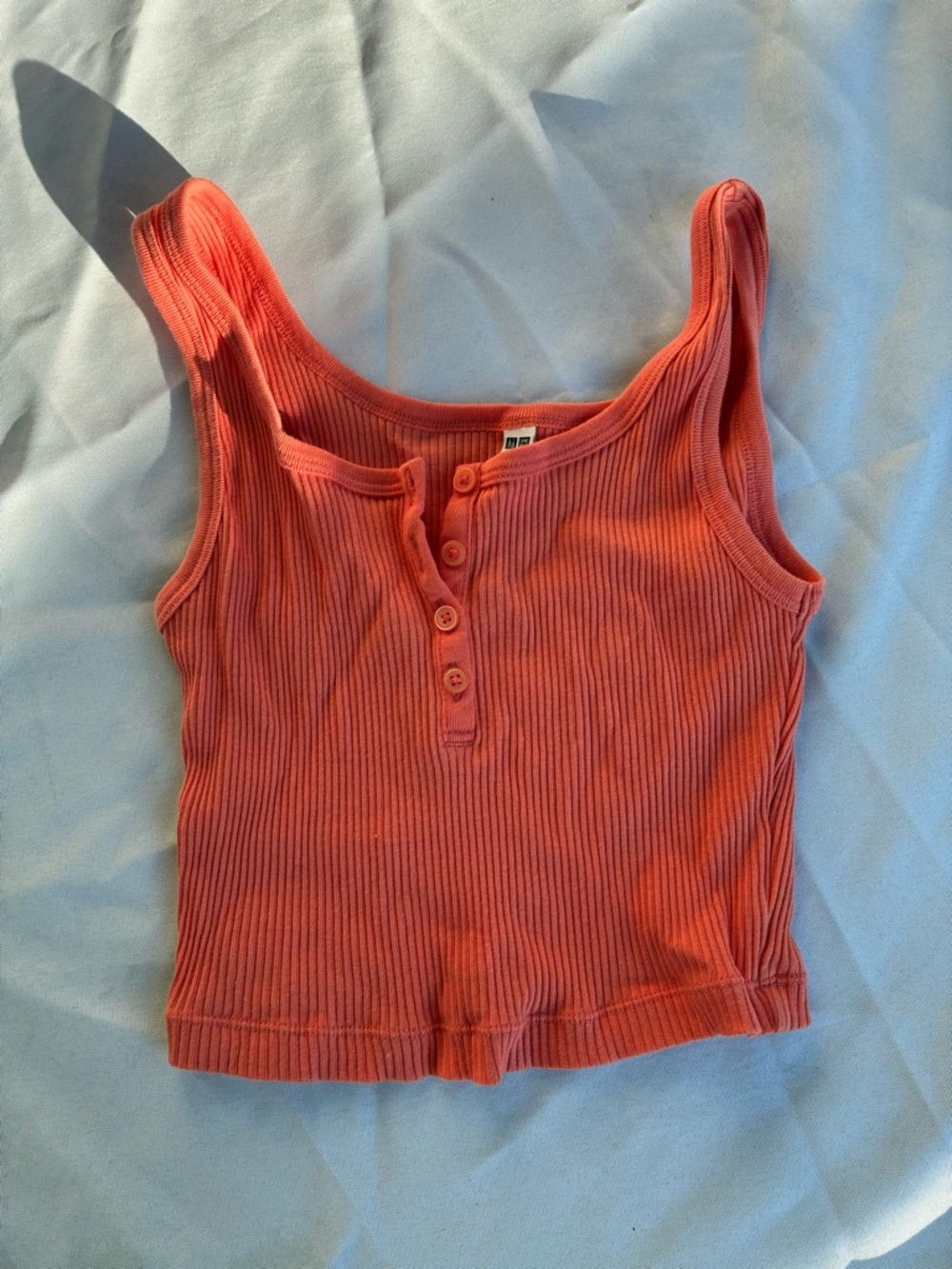 Ribbed Coral Tank